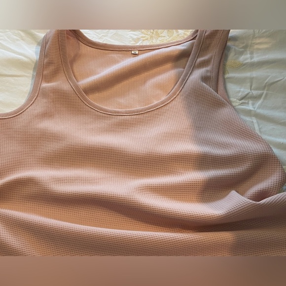 NEW(NOTAGS🤷🏻‍♀️)SZ-M Soft Knit TankTop & Basic Fringed Denim Front Tie Shorts - Picture 3 of 16